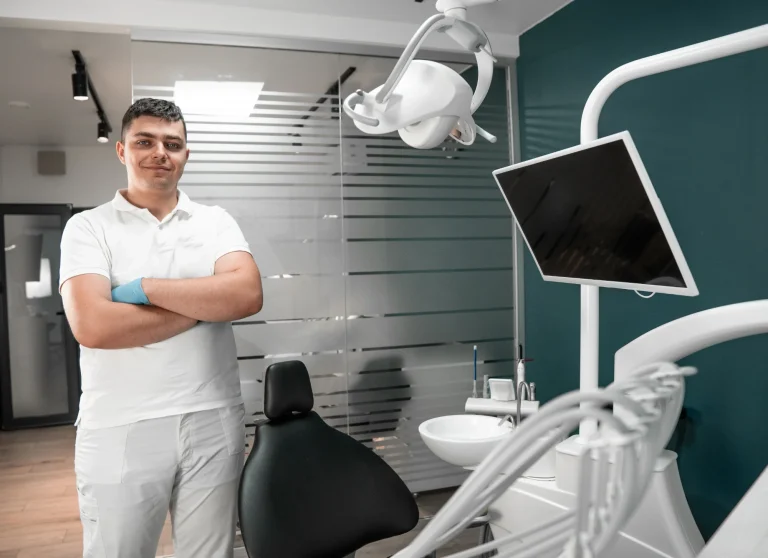 Advanced dental clinic treatment